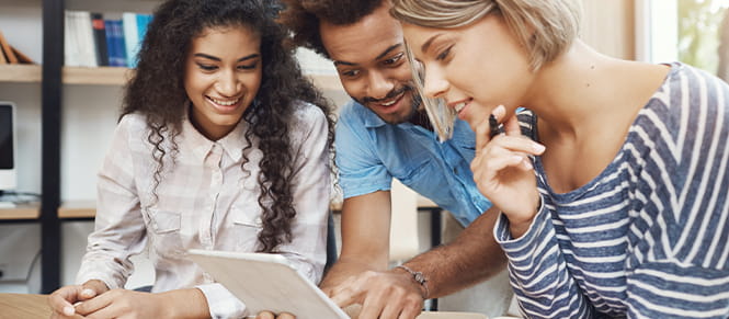 Sitecore composable dxp multiexperience solutions for driving greater business outcomes insight